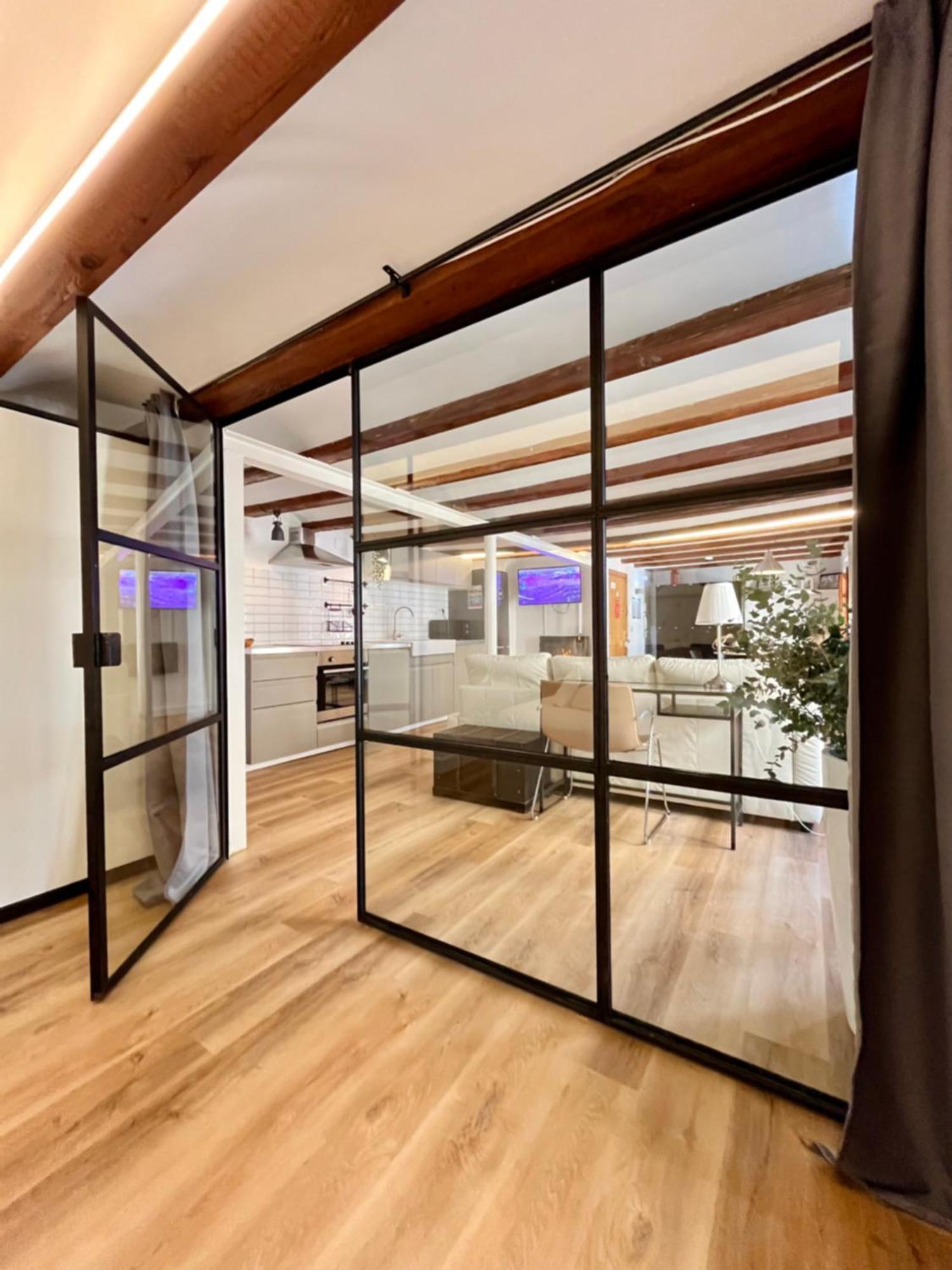 Werentvlc - Encantador Loft Casco Antiguo บาเลนเซีย ภายนอก รูปภาพ
