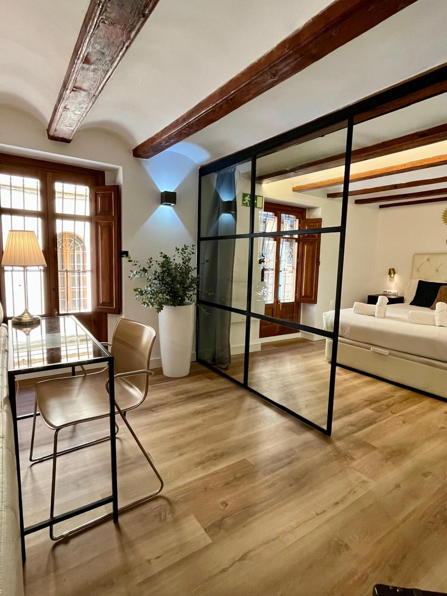 Werentvlc - Encantador Loft Casco Antiguo บาเลนเซีย ภายนอก รูปภาพ